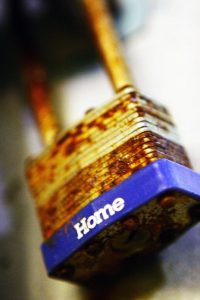 rusty home lock by kris krüg